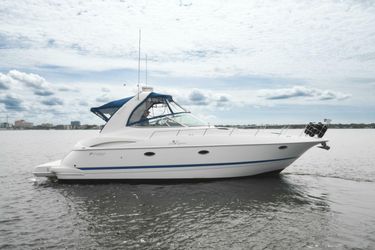 37' Cruisers Yachts 2007 Yacht For Sale